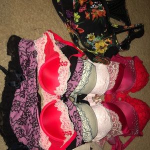 Victoria secret bras except one and sports bra